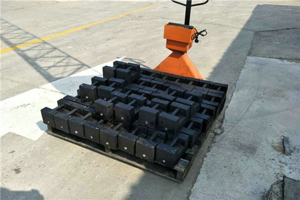 桂陽(yáng)縣25公斤小型砝碼/電梯測(cè)試25kg鑄鐵砝碼報(bào)價(jià)
